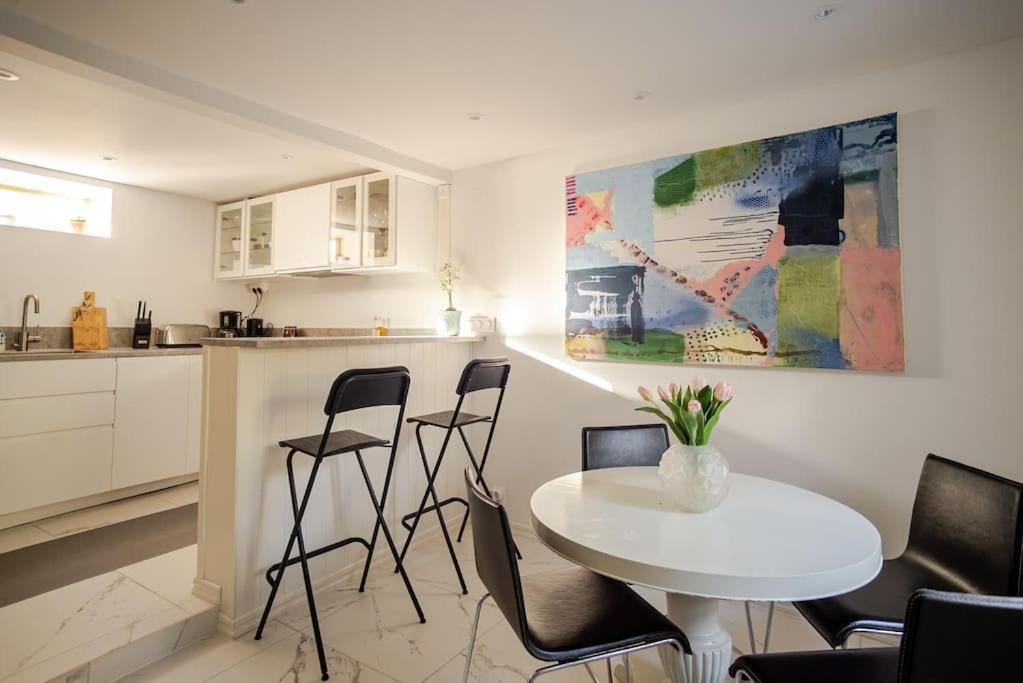 Outstanding Apartment Close To Gothenburg 쿵엘브 외부 사진